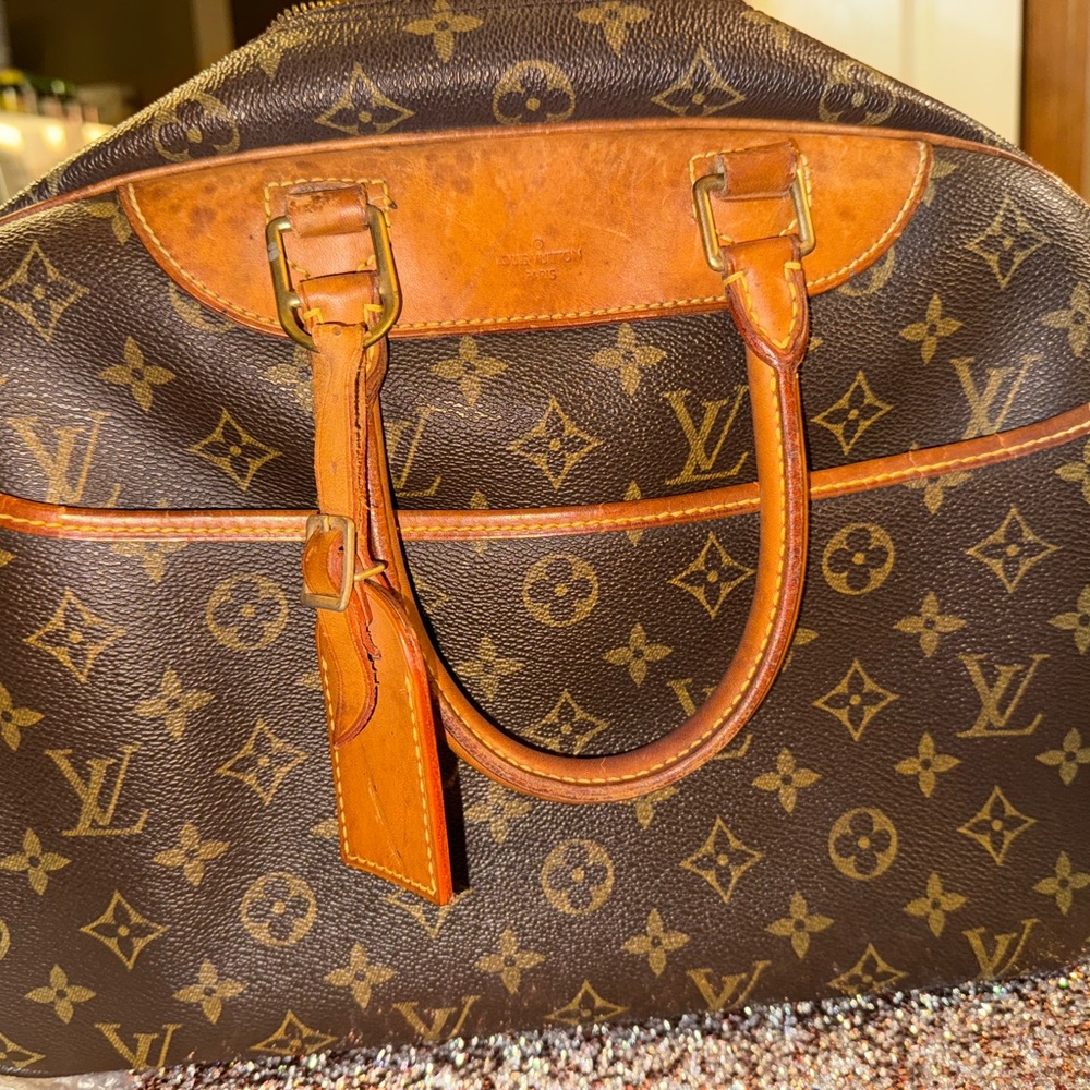 Louis Vuitton Monogram Flight Hand Bag